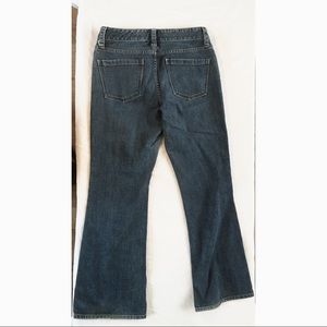 Gap Original flare size 8 A petite 28 inseam